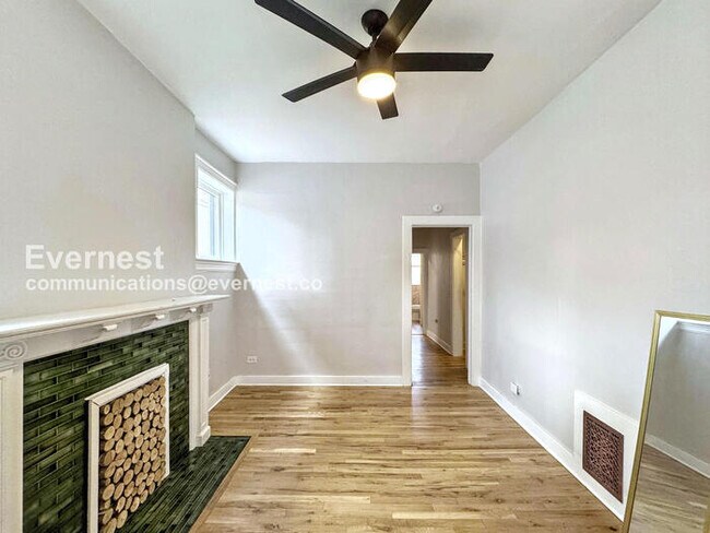 Building Photo - 1147 N Marion St