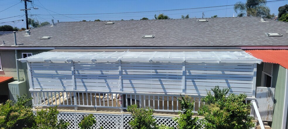 Building Photo - 6741 S Elman St