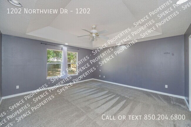 Building Photo - 1202 Northview Dr