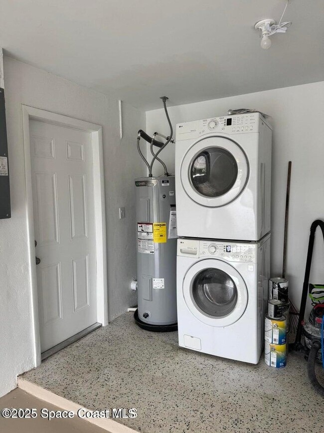 Building Photo - 789 Walnut Dr