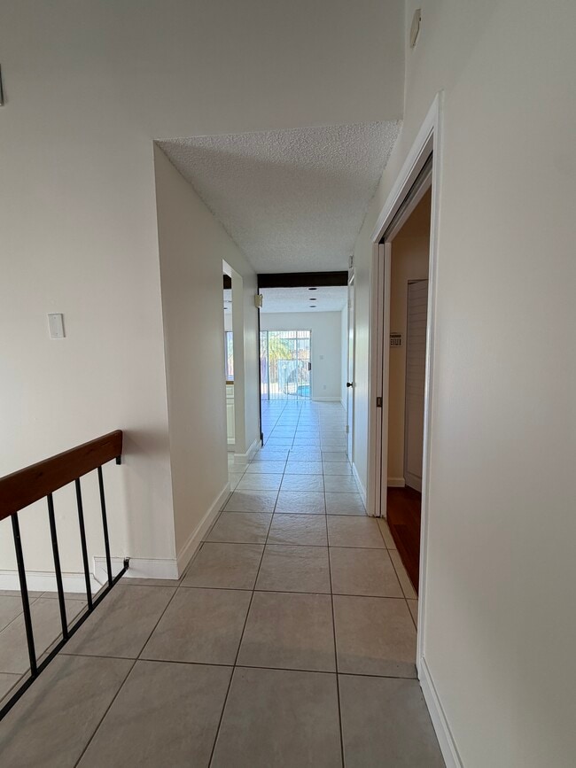 Building Photo - 13261 SW 102nd Terrace