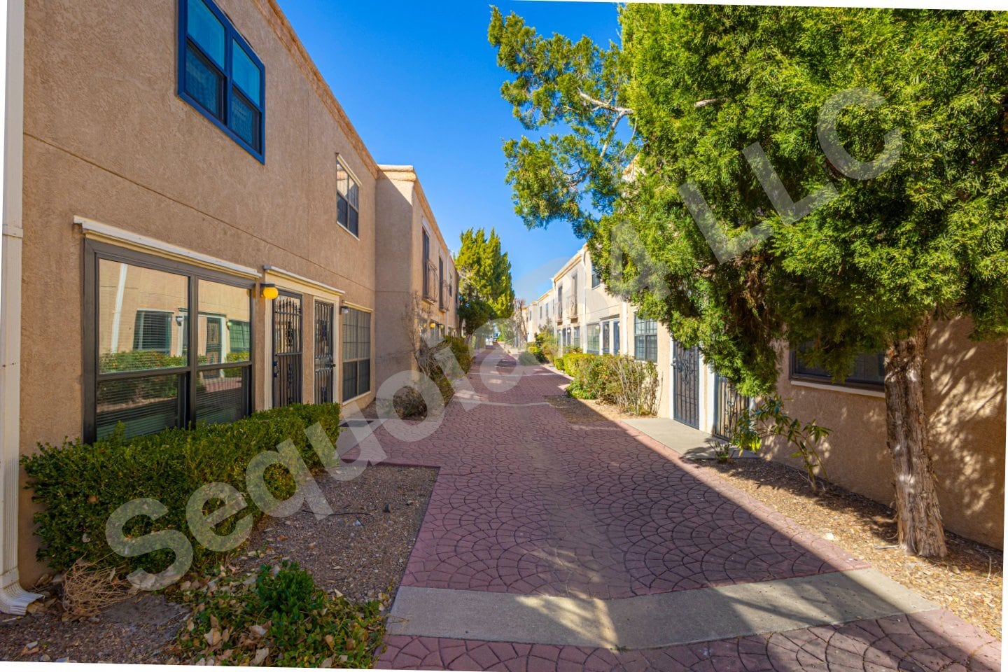 Building Photo - 6041 Sequoia Rd NW