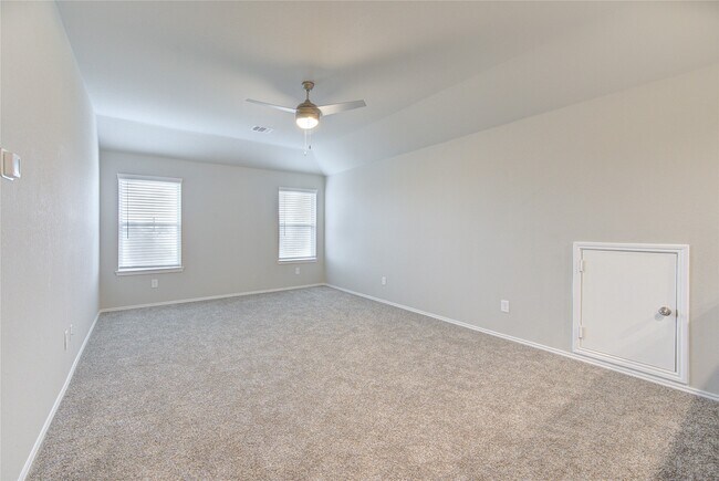 Building Photo - 4215 Fornari Ln