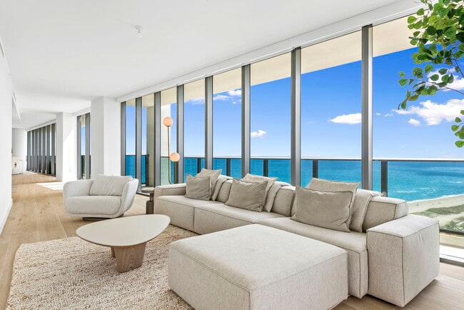 Building Photo - 900 N Ocean Blvd