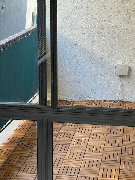 Building Photo - 3939 E Allin St