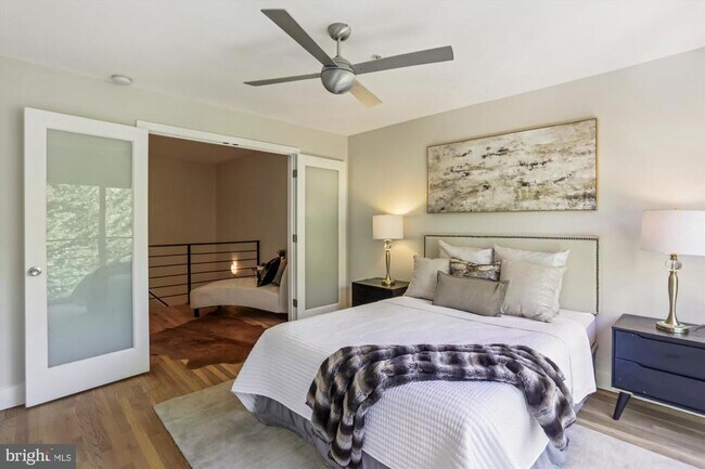 Building Photo - 3222 13th St NW