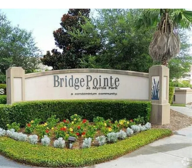 Building Photo - 4924 Bluffton Pky