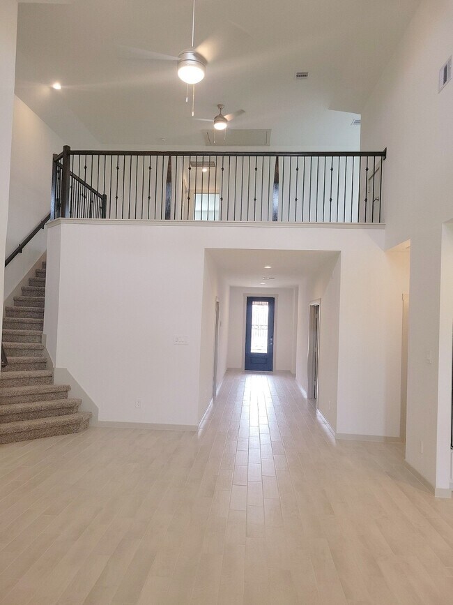 Building Photo - 28434 Eli Eagle St