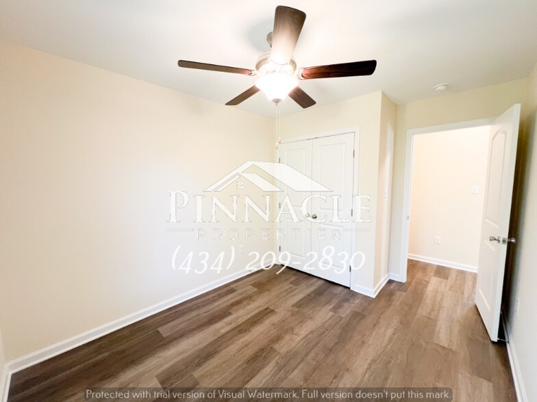 Building Photo - 209 Munford St