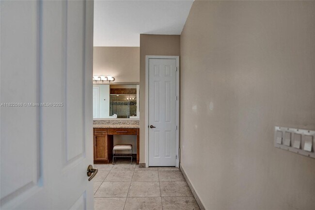 Building Photo - 8959 Cypress Grove Ln