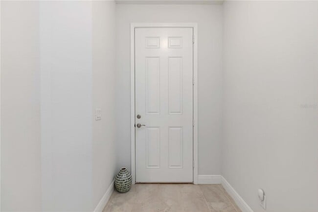 Building Photo - 223 O'keeffe Cir