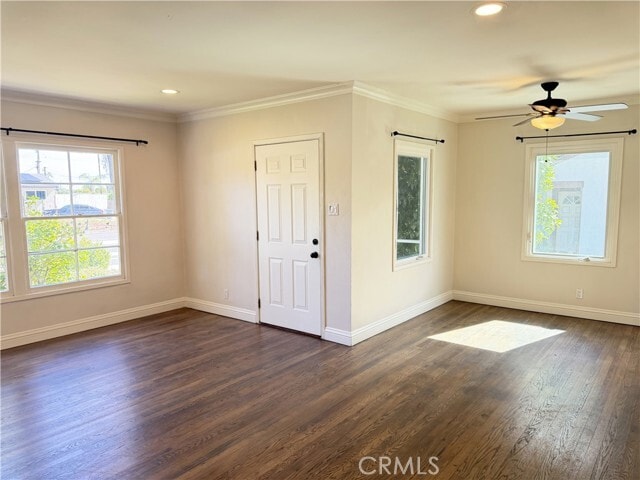 Building Photo - 215 S Mills Ave