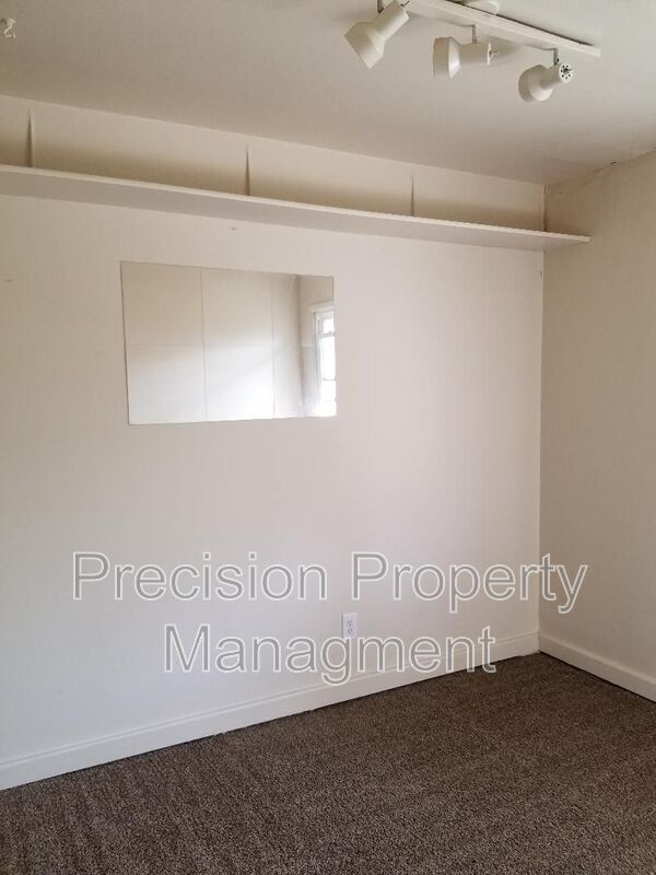 Building Photo - 2507 Michigan Ave