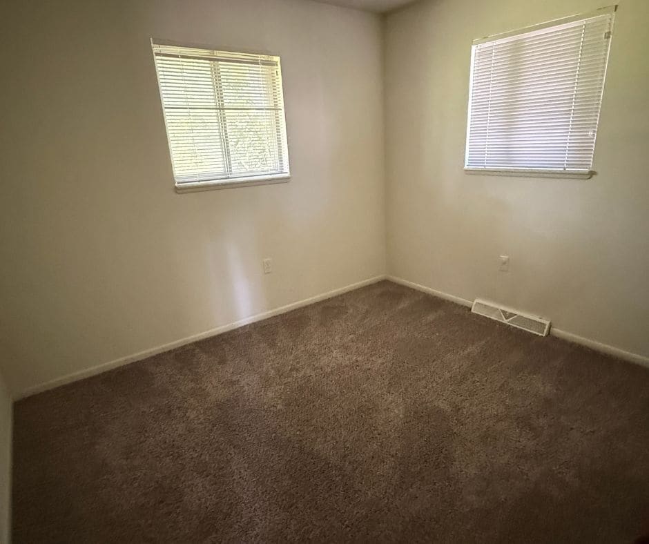 Building Photo - 1610 Highridge Dr