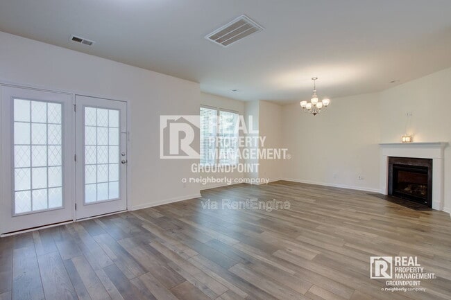 Building Photo - 104 Elliott Creek Ln