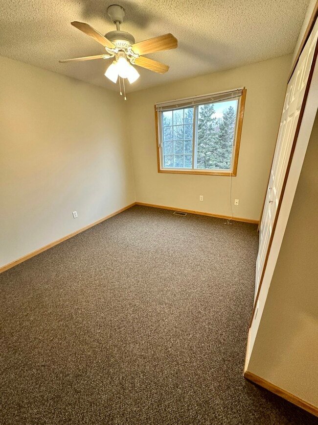 Building Photo - 13037 Europa Trail Way N