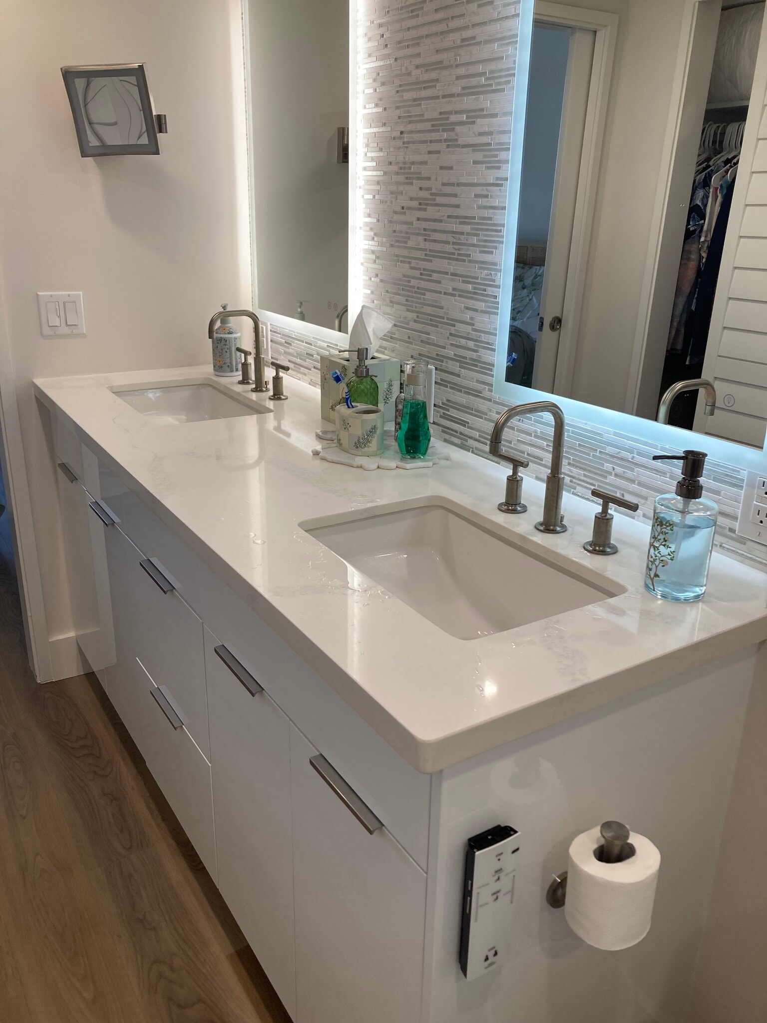 Building Photo - 2600 Pualani Way