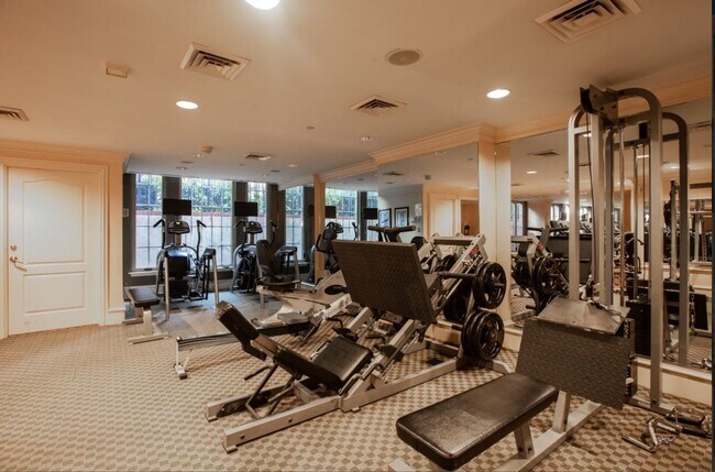 Building Photo - Professionally Managed and Updated// 2 Bedroom 2 bathroom Condo// Logan Circle! // Garage Parking...