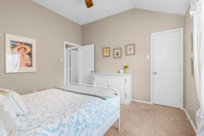 Building Photo - 3617 Hudgins Ranch Rd