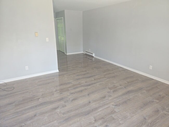 Building Photo - 1016 Bratton Ave