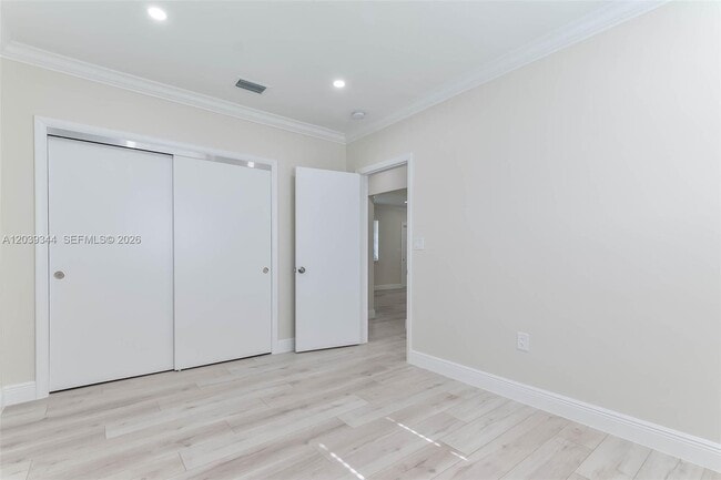 Building Photo - 11527 SW 81st Rd