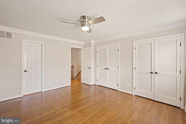 Building Photo - 1225 Michigan Ct