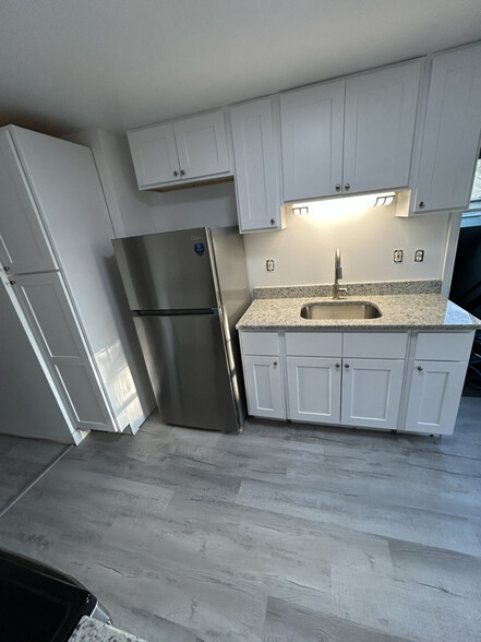 Building Photo - 1814 Olive St