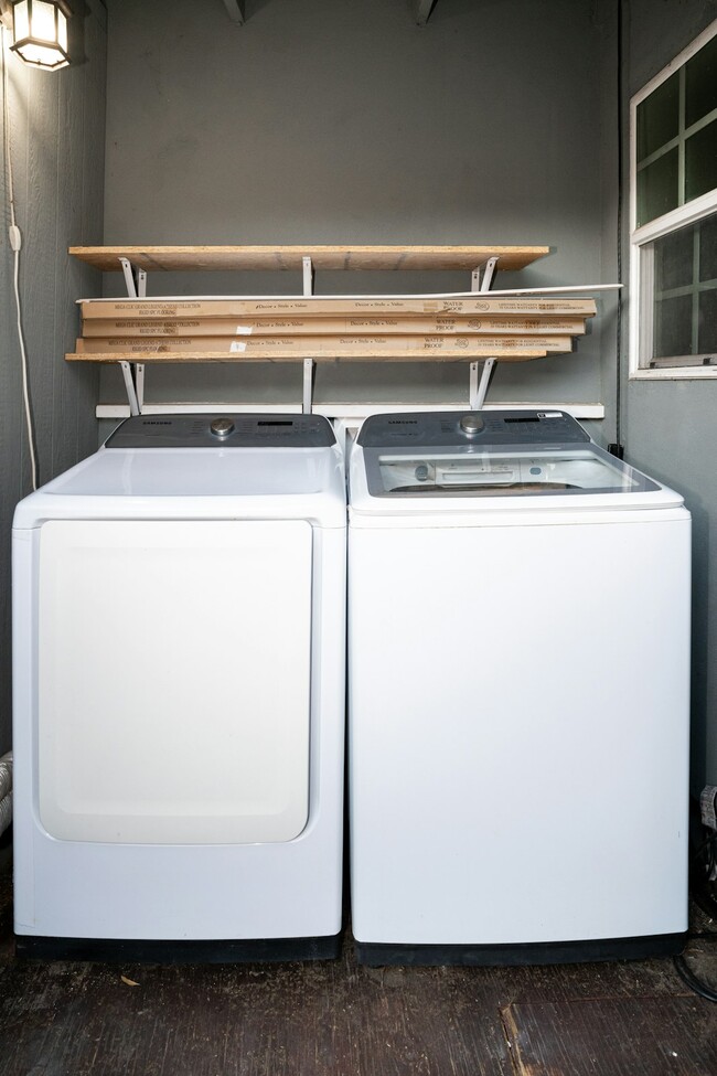 Building Photo - 3732 Cowley Way