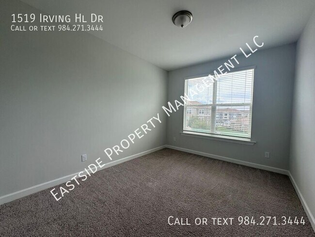 Building Photo - 1519 Irving Hl Dr
