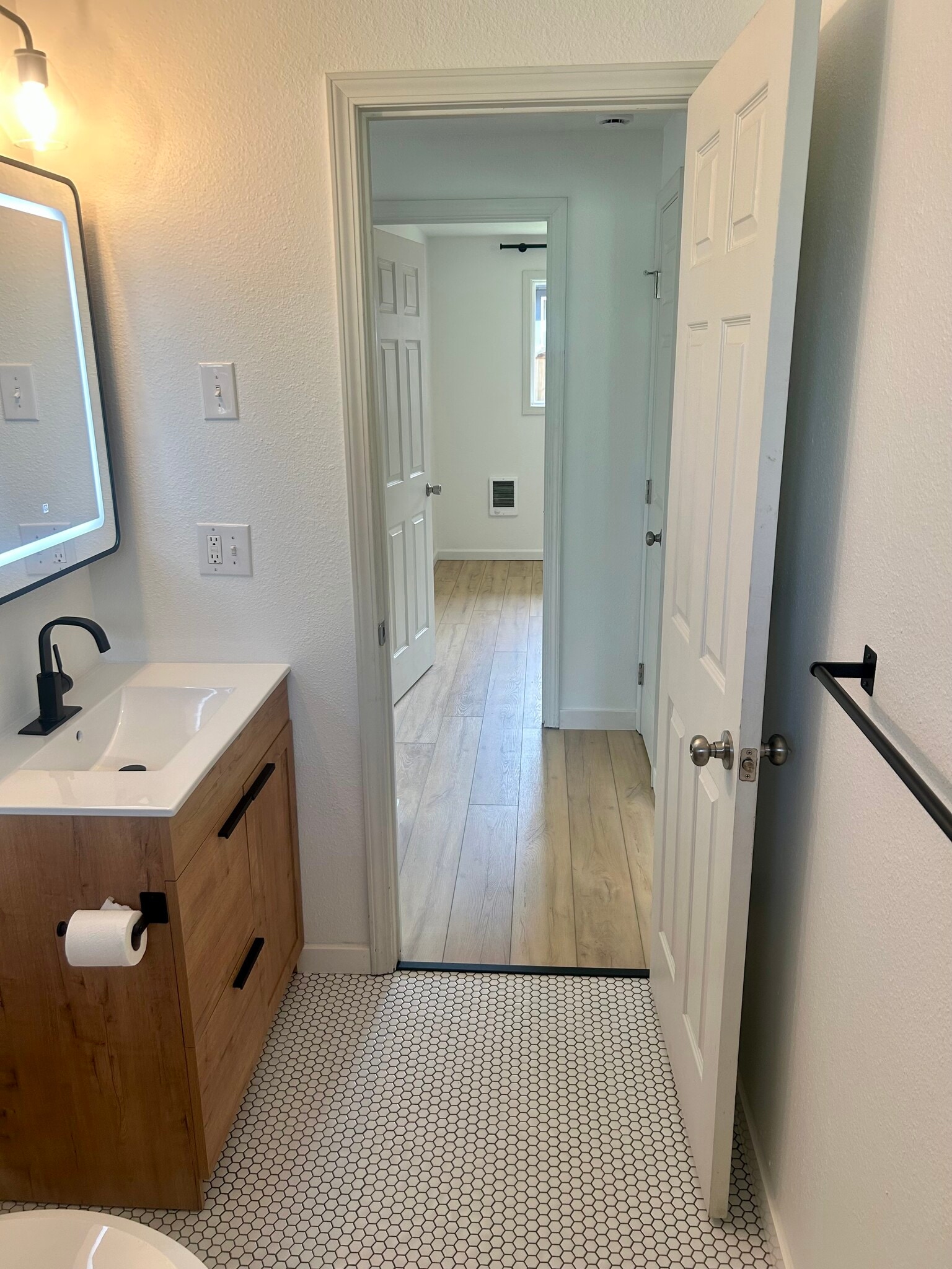 Building Photo - 2911 Z St