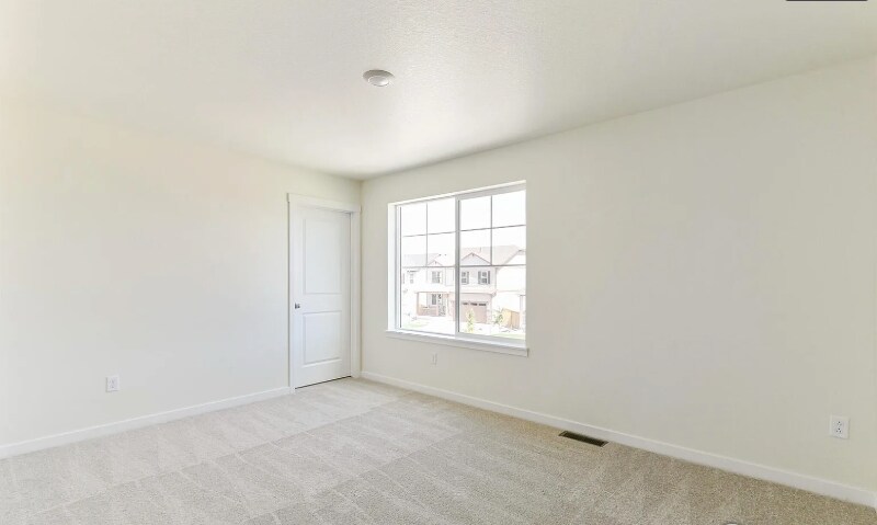 Building Photo - 9900 Biscay St