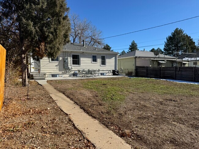Building Photo - 1511 S Jackson St