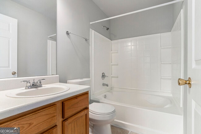 Building Photo - 3162 Kingswood Glen