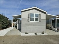 Building Photo - 415 N Akers St