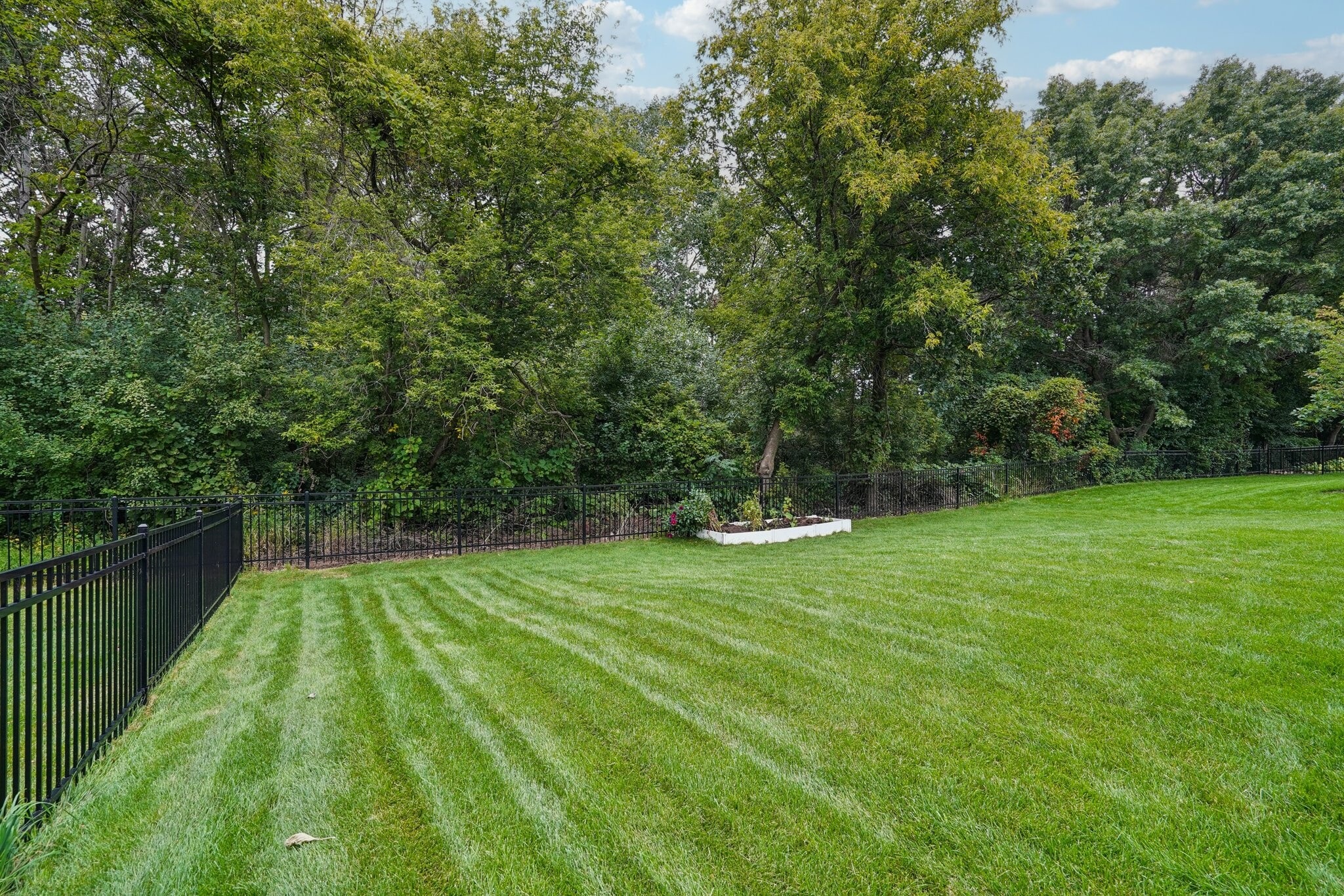 Building Photo - 4386 Arbor Dr