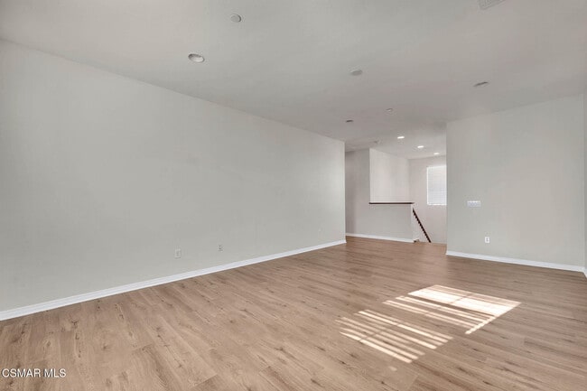 Building Photo - 22632 Dragonfly Ct