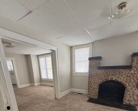 Building Photo - 1404 W. Fourth St. - 3 Unit