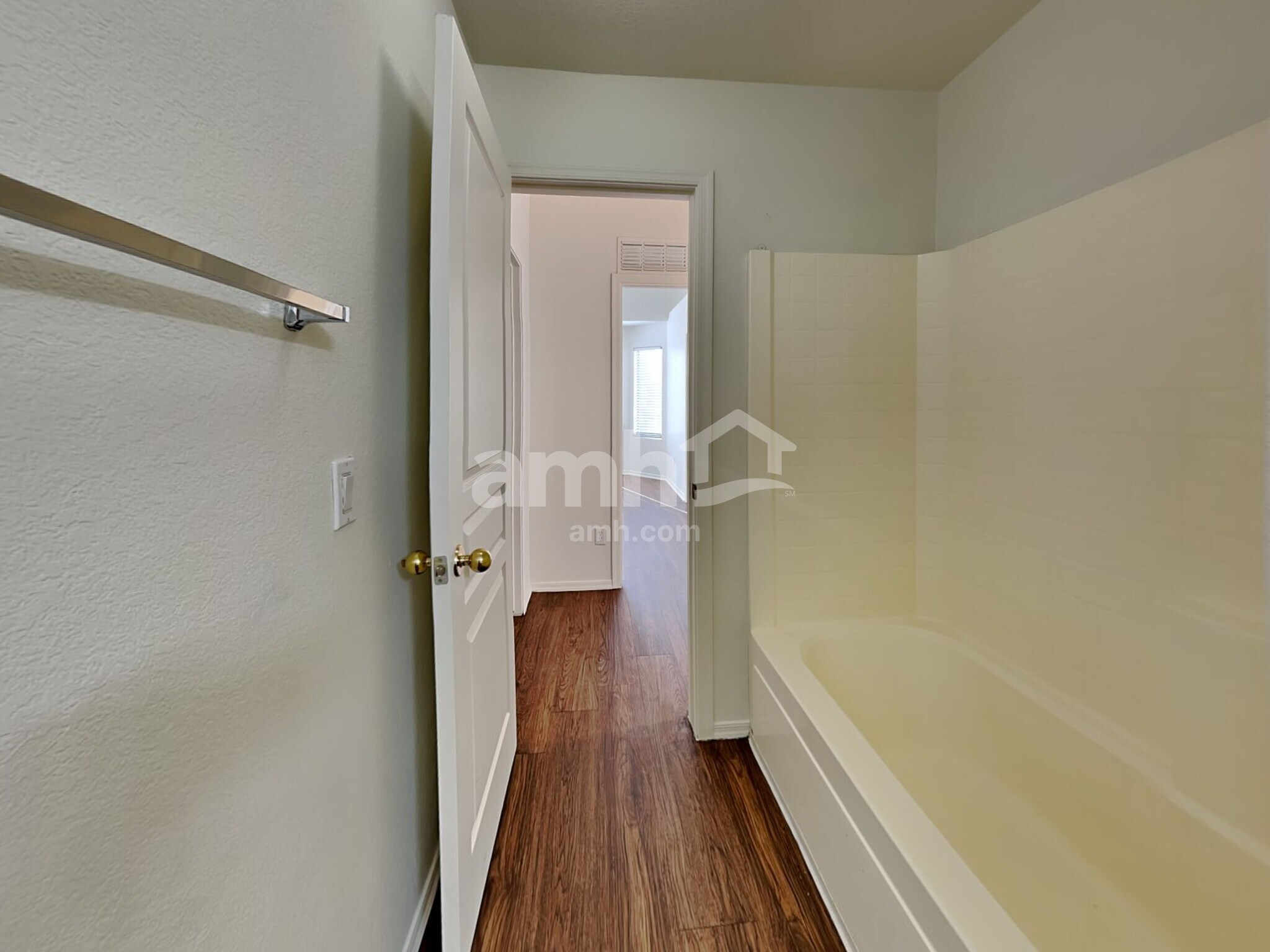 Building Photo - 2416 S 82nd Ave