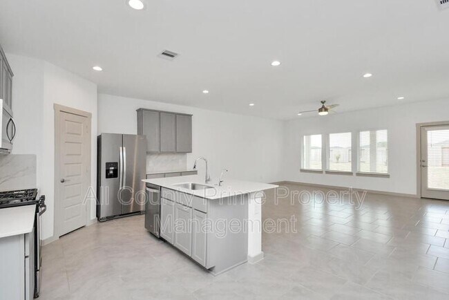 Building Photo - 4010 Elk Crk Ct
