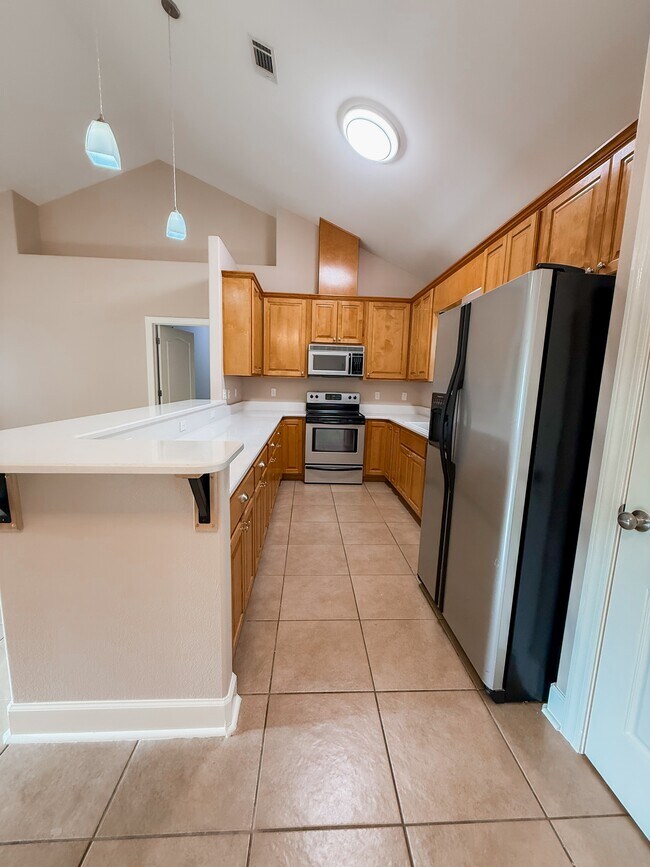 Building Photo - 201 Mallard Pond Cir