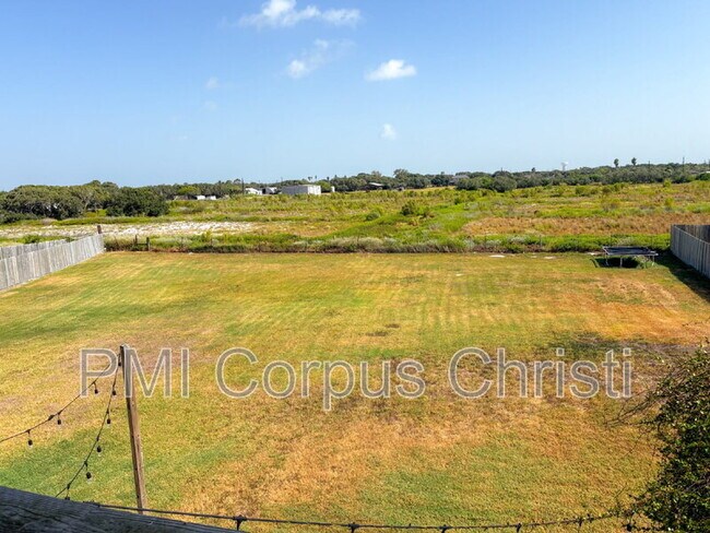 Building Photo - 3701 Nahid Ct