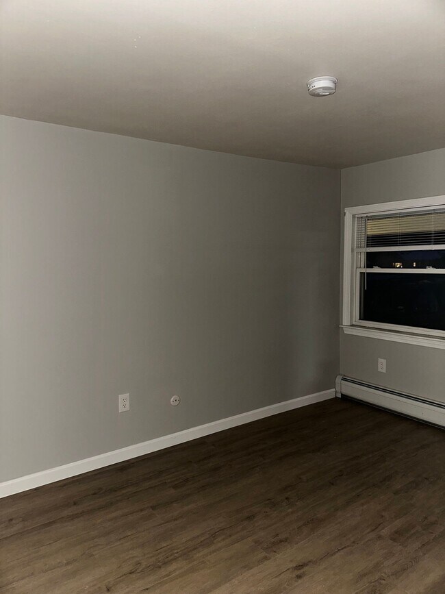 Building Photo - 54 Old Concord Turnpike