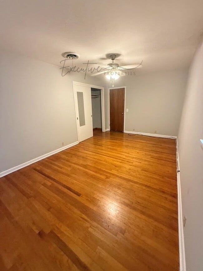 Building Photo - 4-Bedroom Family Home in a Quiet Sulphur Neighborhood