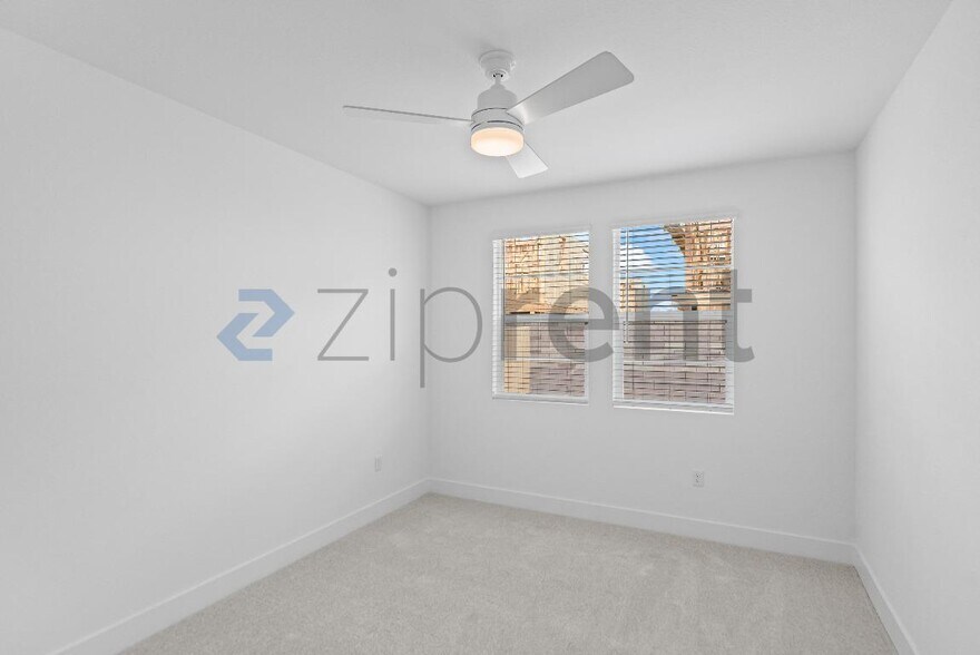 Building Photo - 355 Monastery Dr