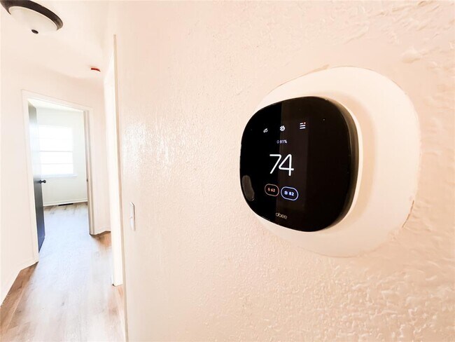 Building Photo - 10601 Tumilty Terrace