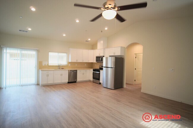 Building Photo - 8400 Frankie Lou St