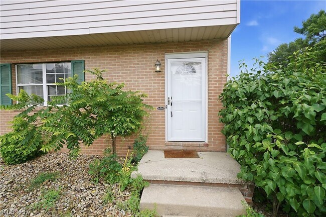 Building Photo - 1326 Aarons Way