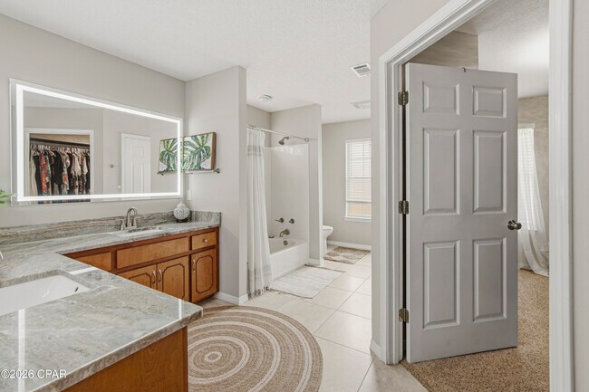 Building Photo - 855 Mande Ct