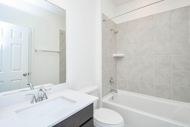 Building Photo - 25230 Benroe St
