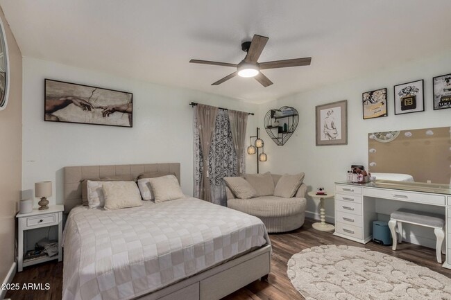 Building Photo - 5956 E Phelps Rd